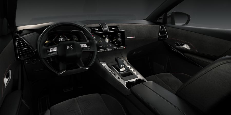Торпедо DS 7 Crossback (X74) 2017 года  (WW) (фото 25 из 81)
